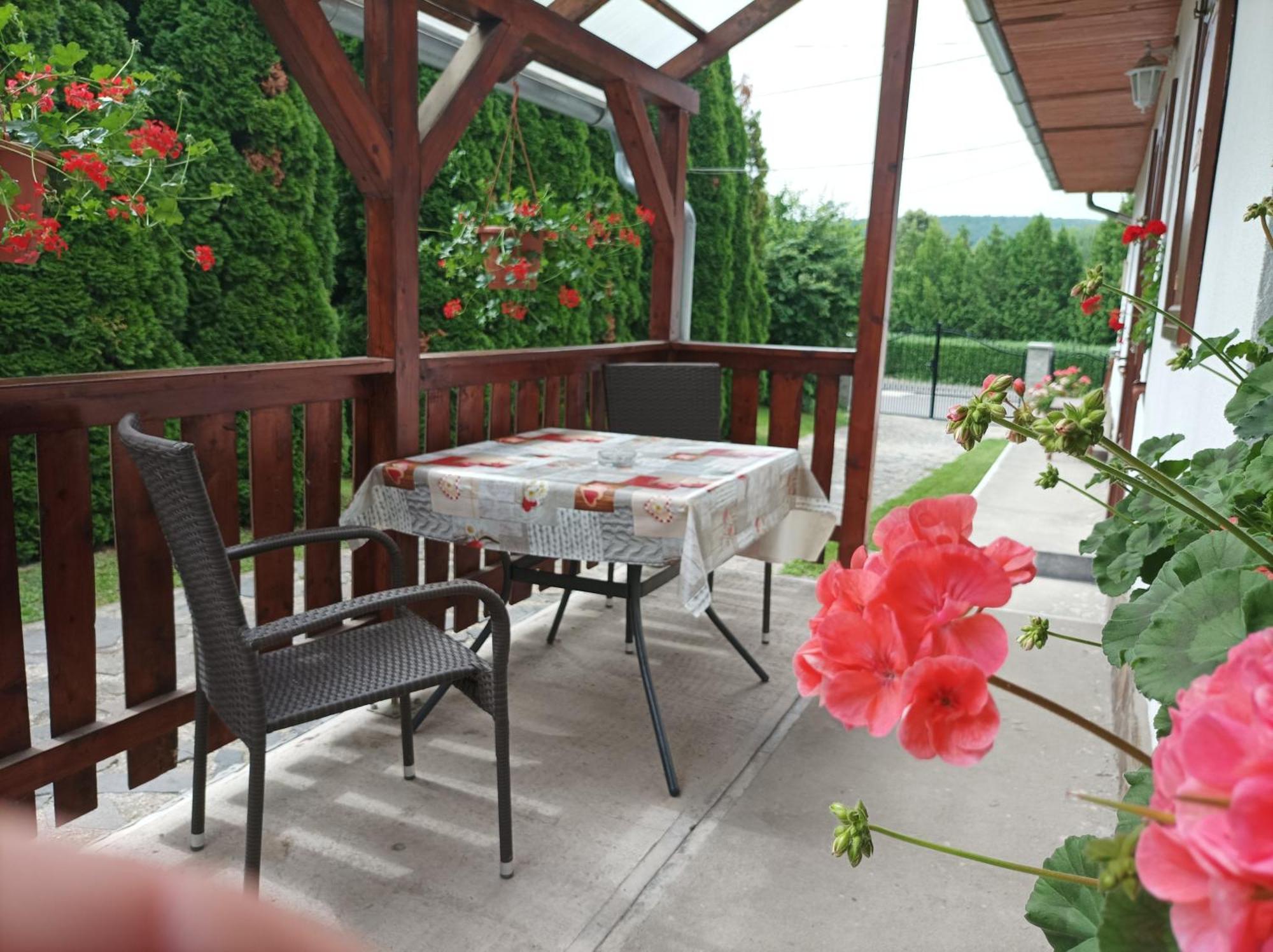 Kemencés Vendégház Mikohaza Exterior foto